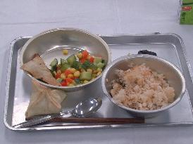 Saudi Arabian food served at Tokyo school